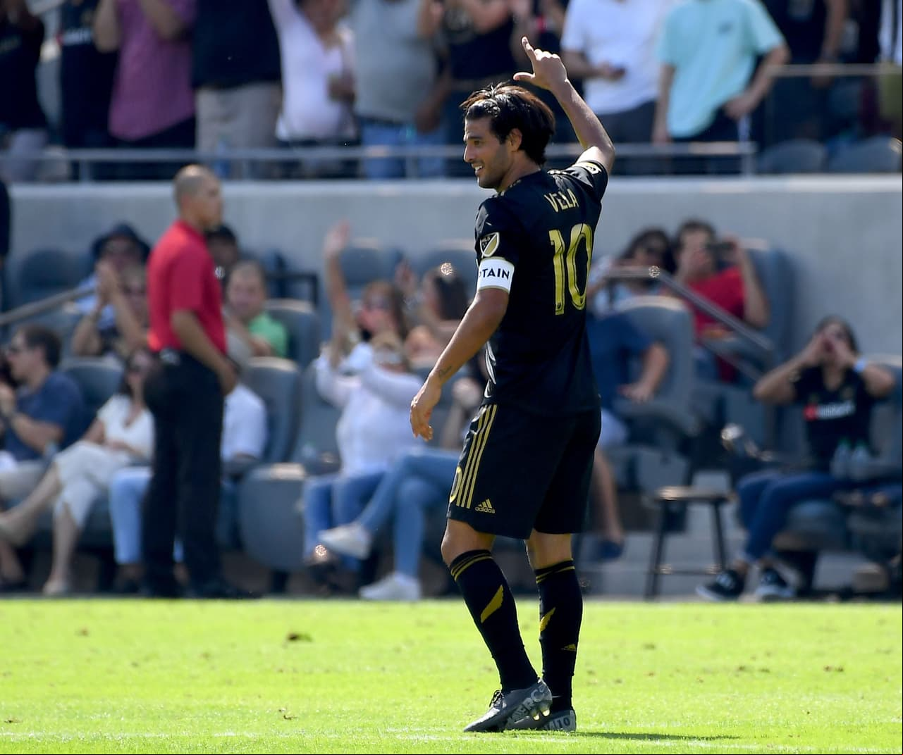 ¡On fire! El imparable Carlos Vela impuso el récord de goles en una temporada de la MLS
