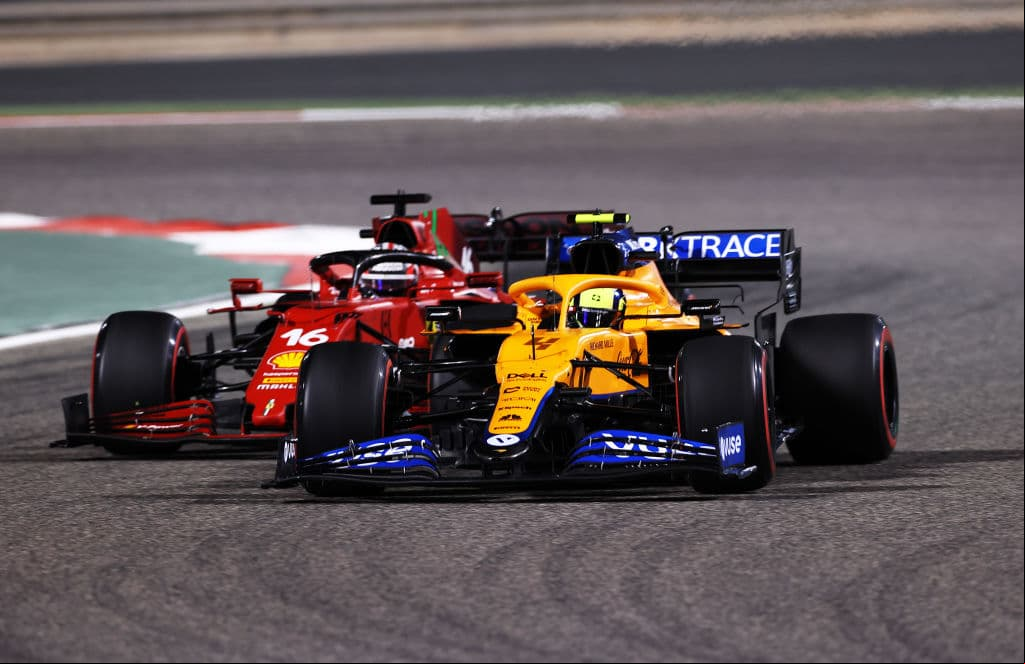 Inicia la Formula 1 con muchas sorpresas, Lewis Hamilton se corona campeón del primer Grand Prix del año, mientra que el mexicano Sergio Pérez, de ir en último lugar por un problema en su monoplaza, terminó quinto lugar en su debut con la escudería Red Bull. Su compañero Max Verstappen logró la segunda posición, mientras que Valtteri Bottas quedó en tercer lugar con Mercedes Benz.