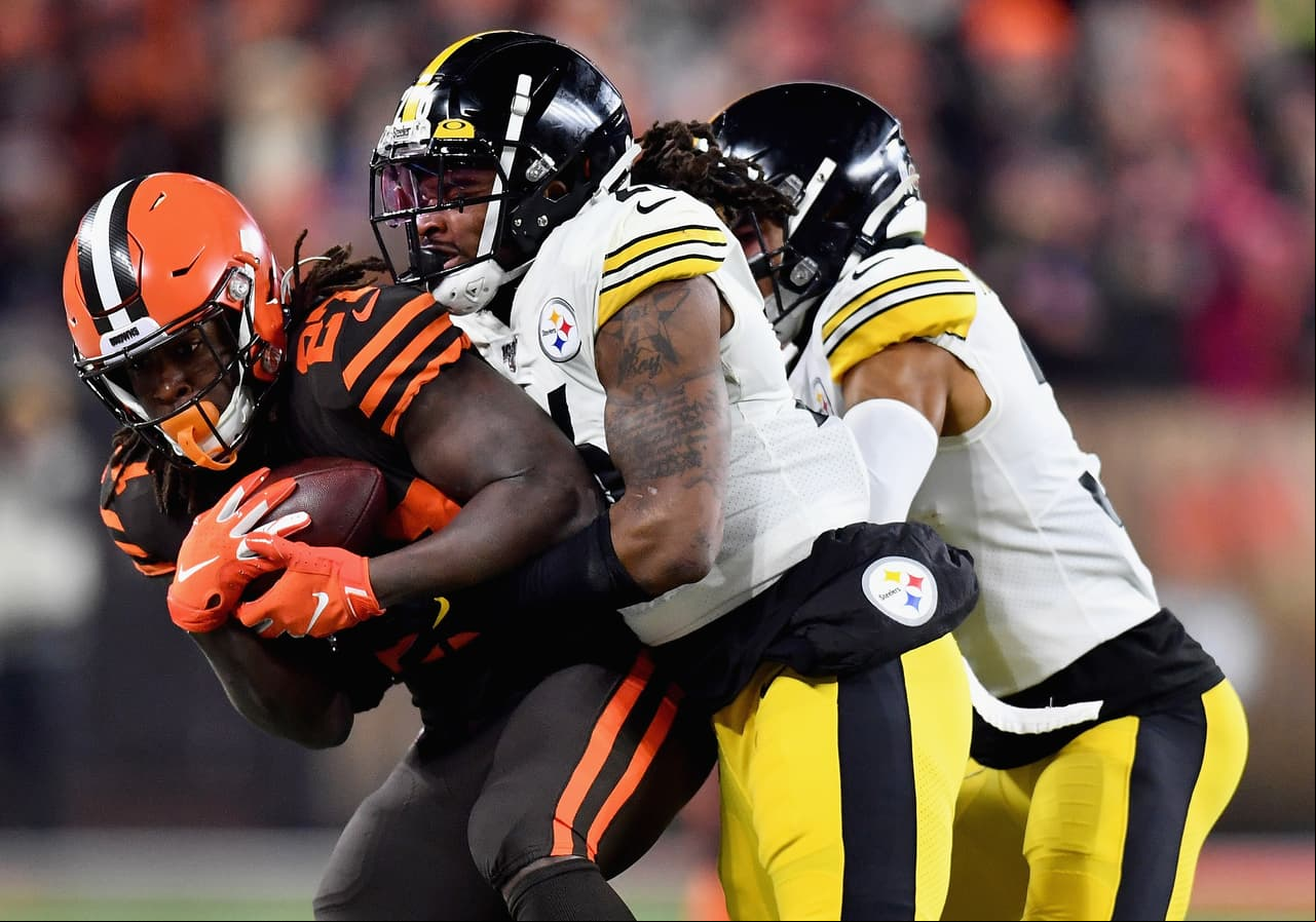 Cleveland Browns 
<b>21-7</b> Pittsburgh Steelers.