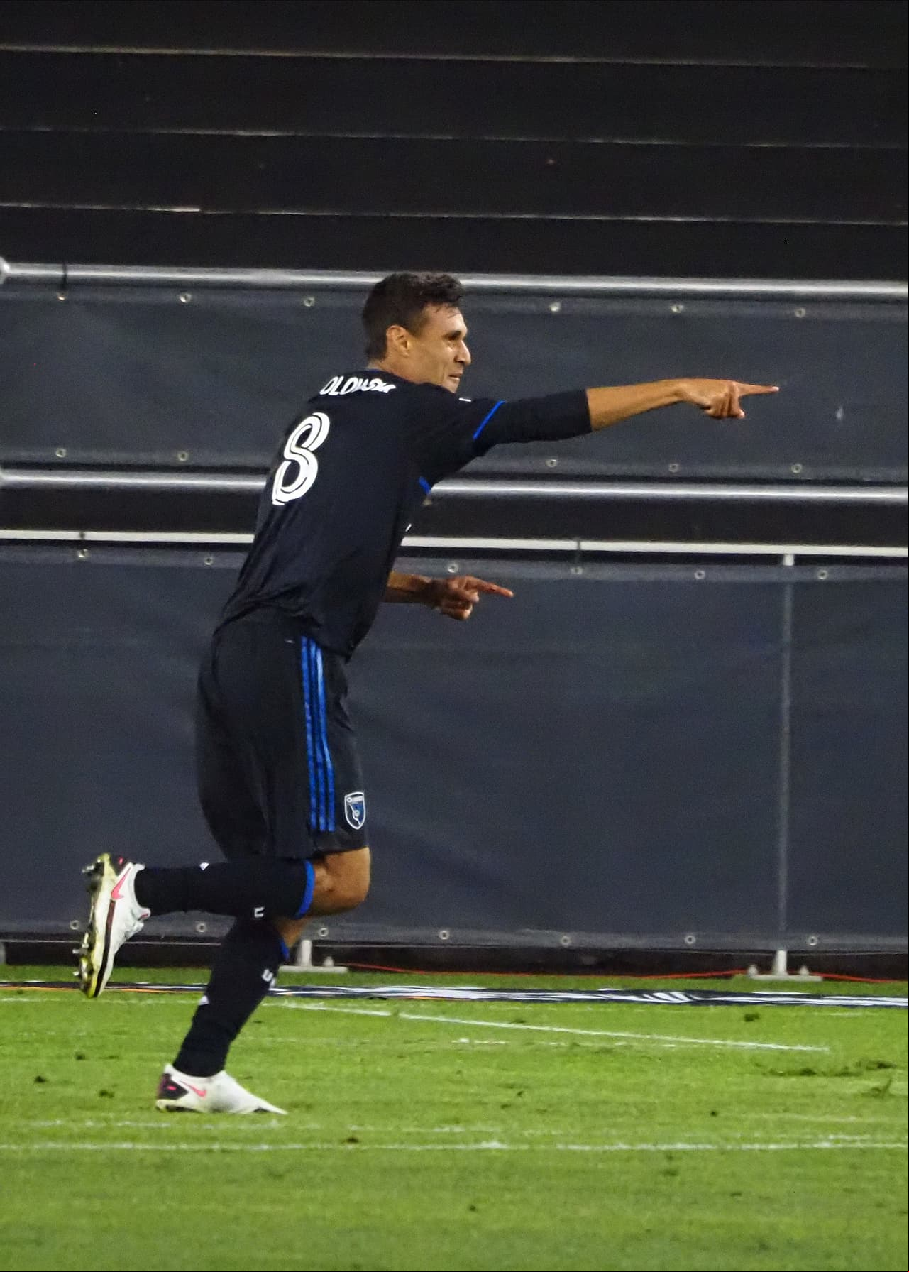 DELANTERO - Chris Wondolowski (San Jose Earthquakes)