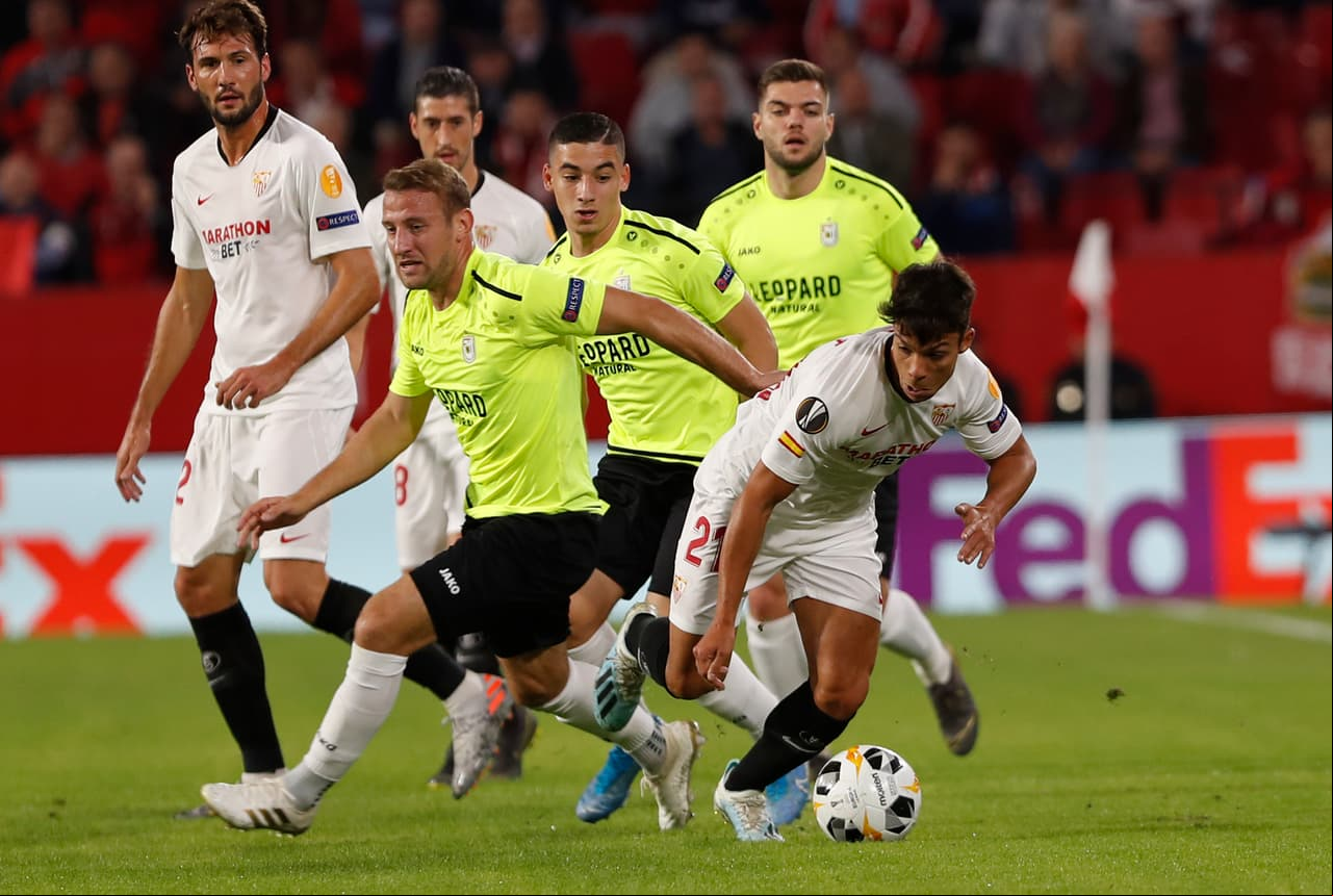 Sevilla golea de visita, suma tres puntos y llega a las 12 unidades posibles.