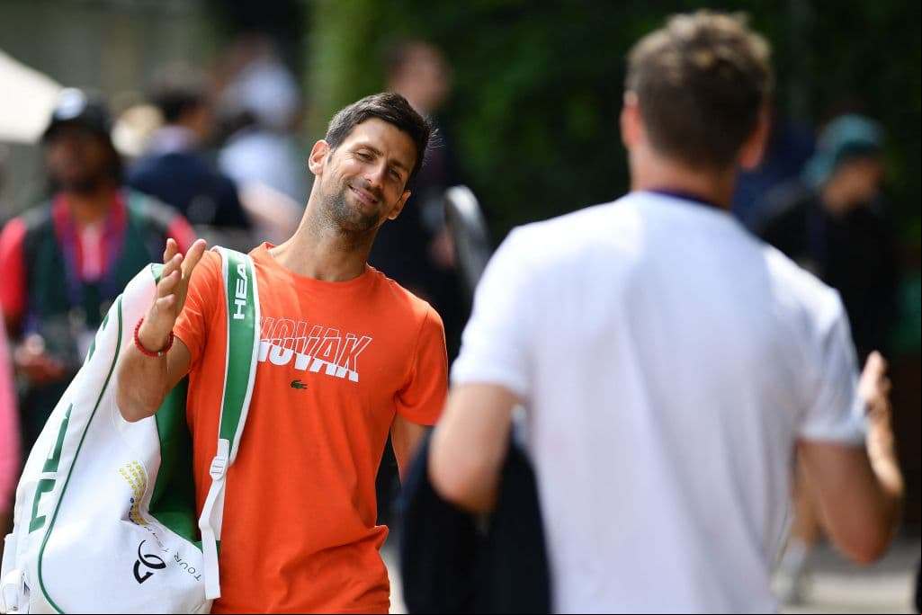 Djokovic y Federer felicitan a Rafael Nadal tras título en Australia