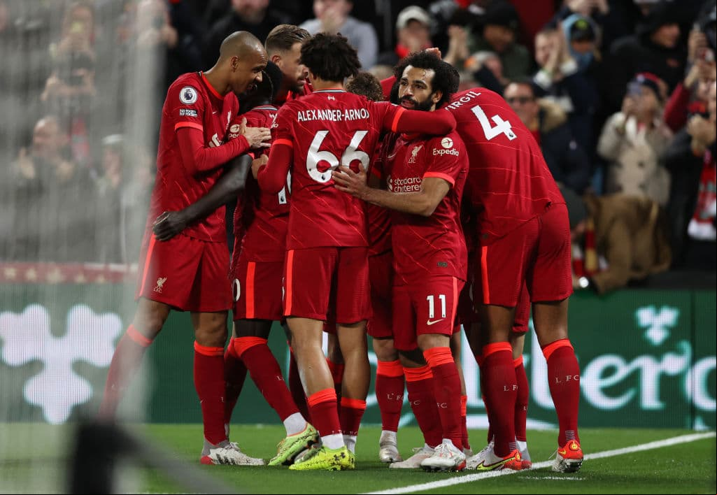 Sadio Mané, Dogo Jota, Mohamed Salah y Takumi Minamino fueron los responsables del descalabro 4-0 sobre el Arsenal.