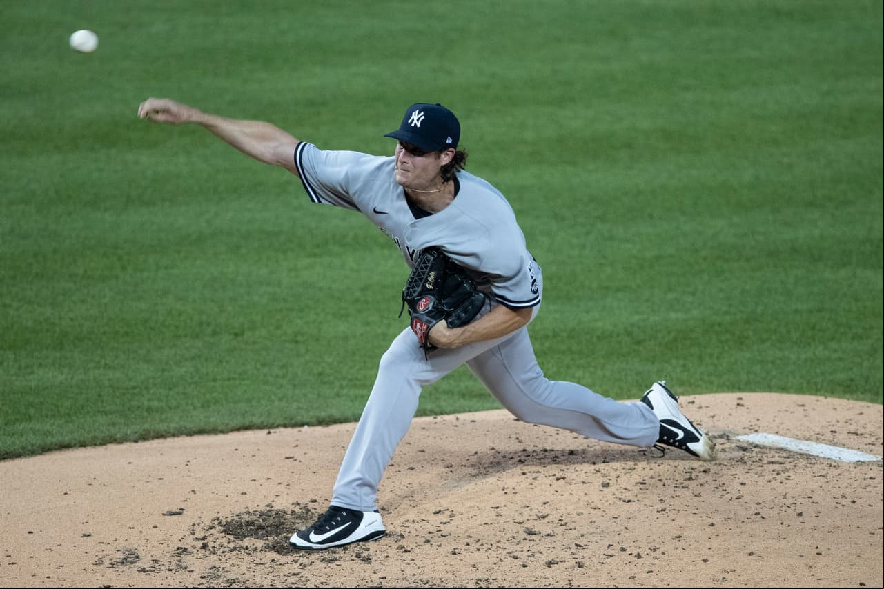 Stanton pega home run y Yankees gana en el Opening Day de la MLB