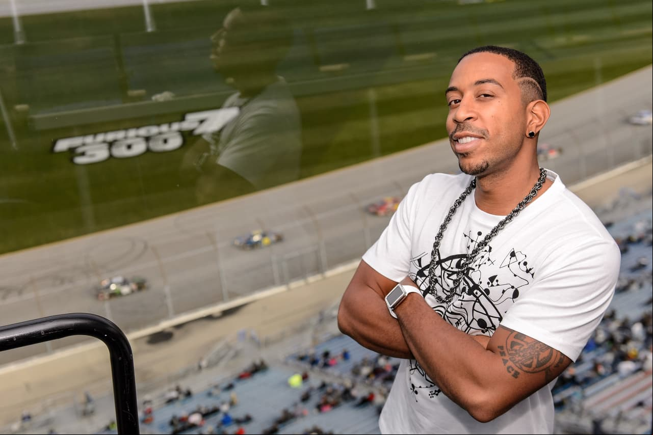 Ludacris fungió como el Grand Marshal de Nascar 300
