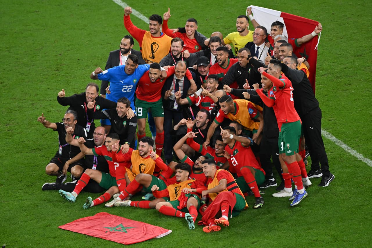 Marruecos derrotó 1-0 a Portugal con gol de Youssef En-Nesyri en el Estadio Al Thumama para convertirse en la primera selección africana en Semifinales en una Copa del Mundo.