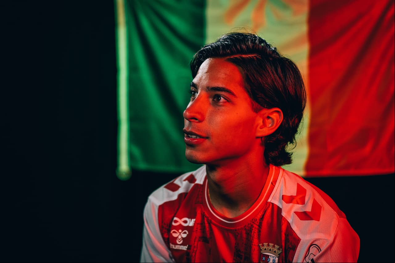 Sporting Braga oficializa a Diego Lainez y revela su nuevo número