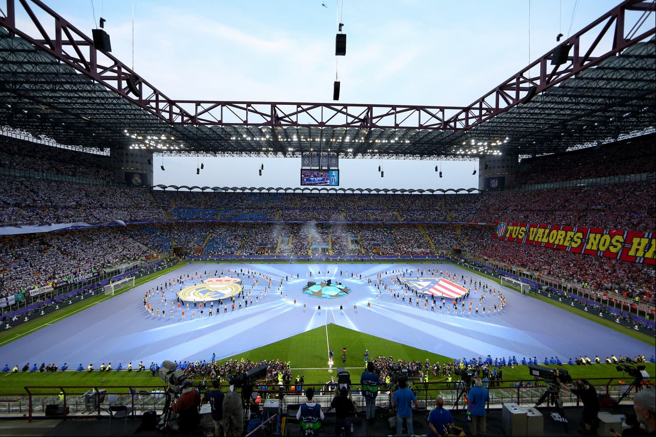 La cancha del estadio San Siro en Milán, Italia fue un escenario espléndido para el encuentro de estos dos formidables equipos españoles.