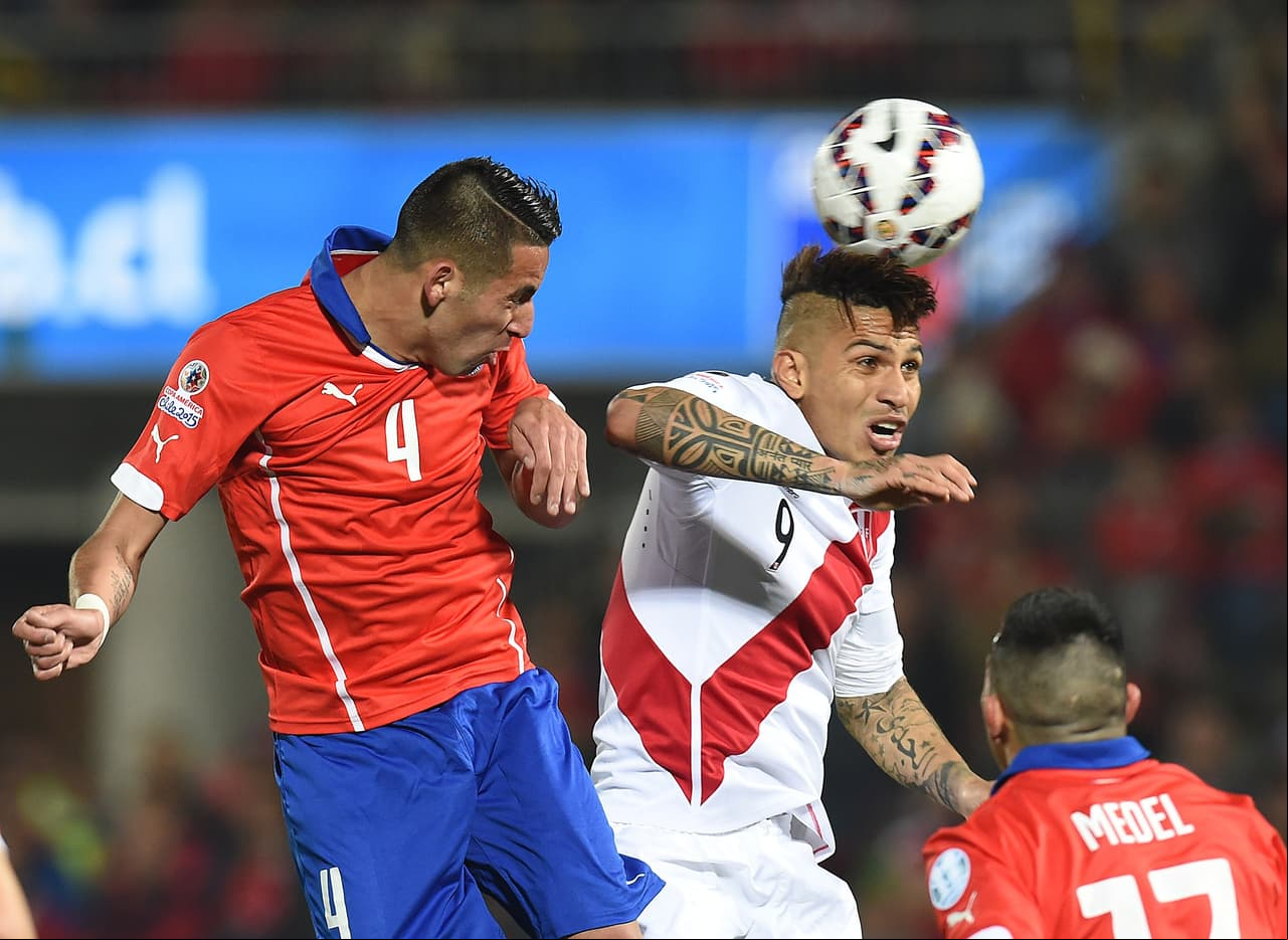Ya en el juego ambas selecciones se rompieron el alma en la cancha en busca del pase a la final de la Copa América.