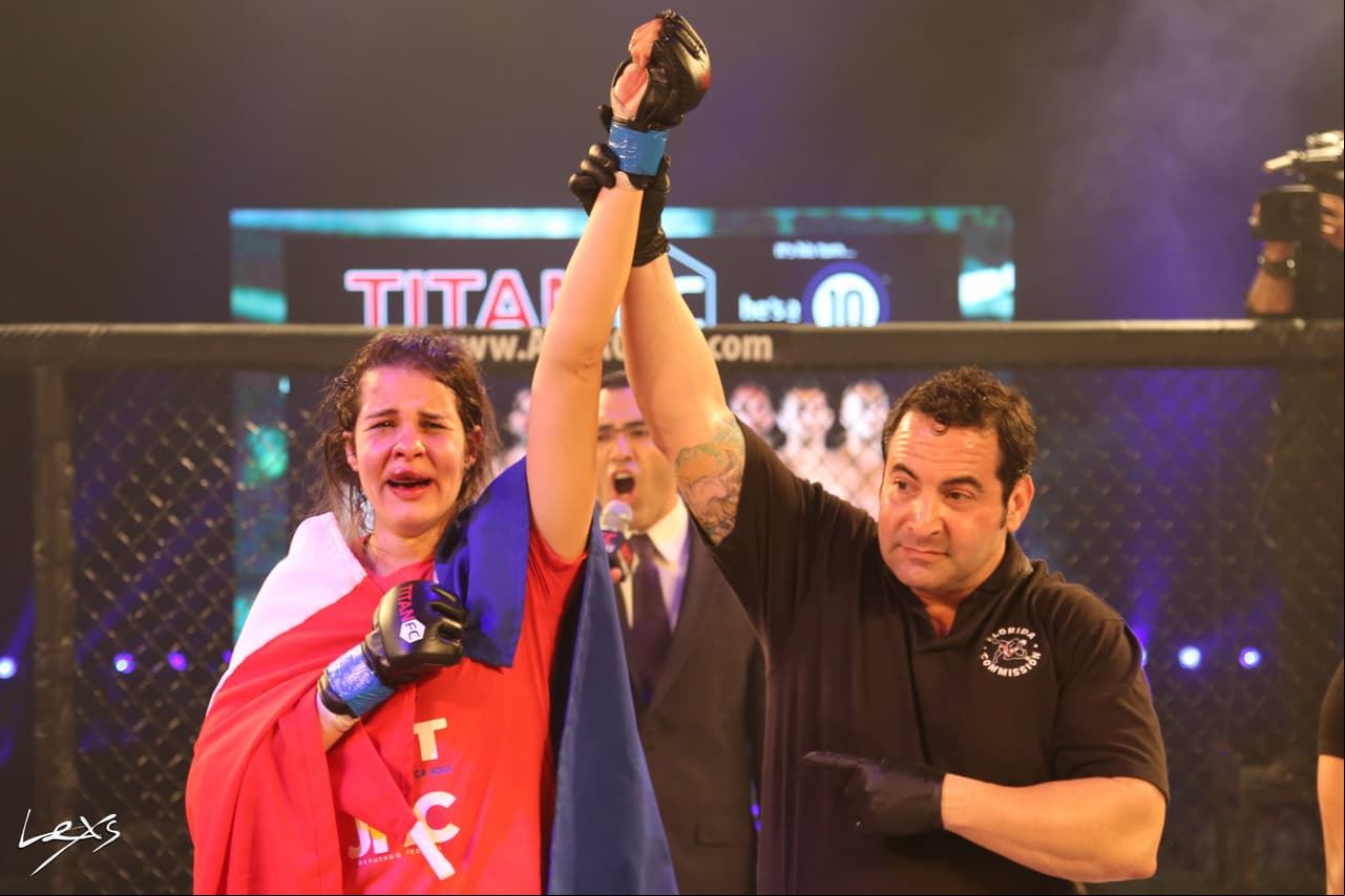 Trisha Cicero vivió su primera derrota como profesional en su primera pelea por decisión dividida.
