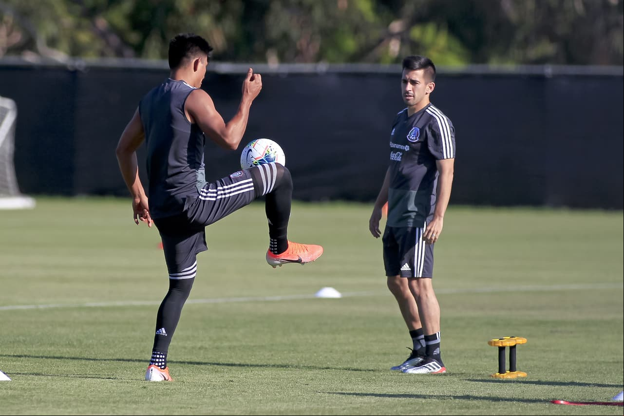 La Selección Mexicana realiza sus últimos ajustes en Los Ángeles (California) con miras a su debut, el primer partido en un torneo oficial con Gerardo Martino como técnico, contra Cuba por el Grupo A de la Copa Oro.