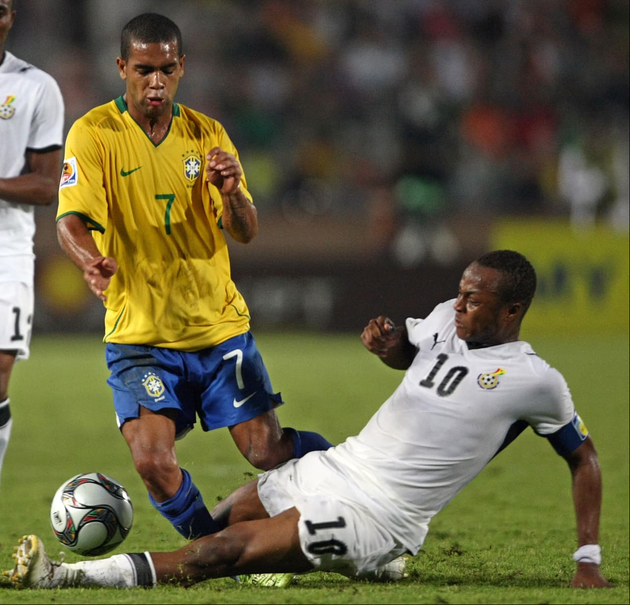 Andre Ayew (10) fue la gran figura de Ghana, que fue campeón del Sub-20 de 2009. El jugador estuvo con su país en el Mundial de Sudáfrica-2010, en el que llegaron a cuartos de final, siendo una de las mejores participaciones de un equipo africano en la historia.