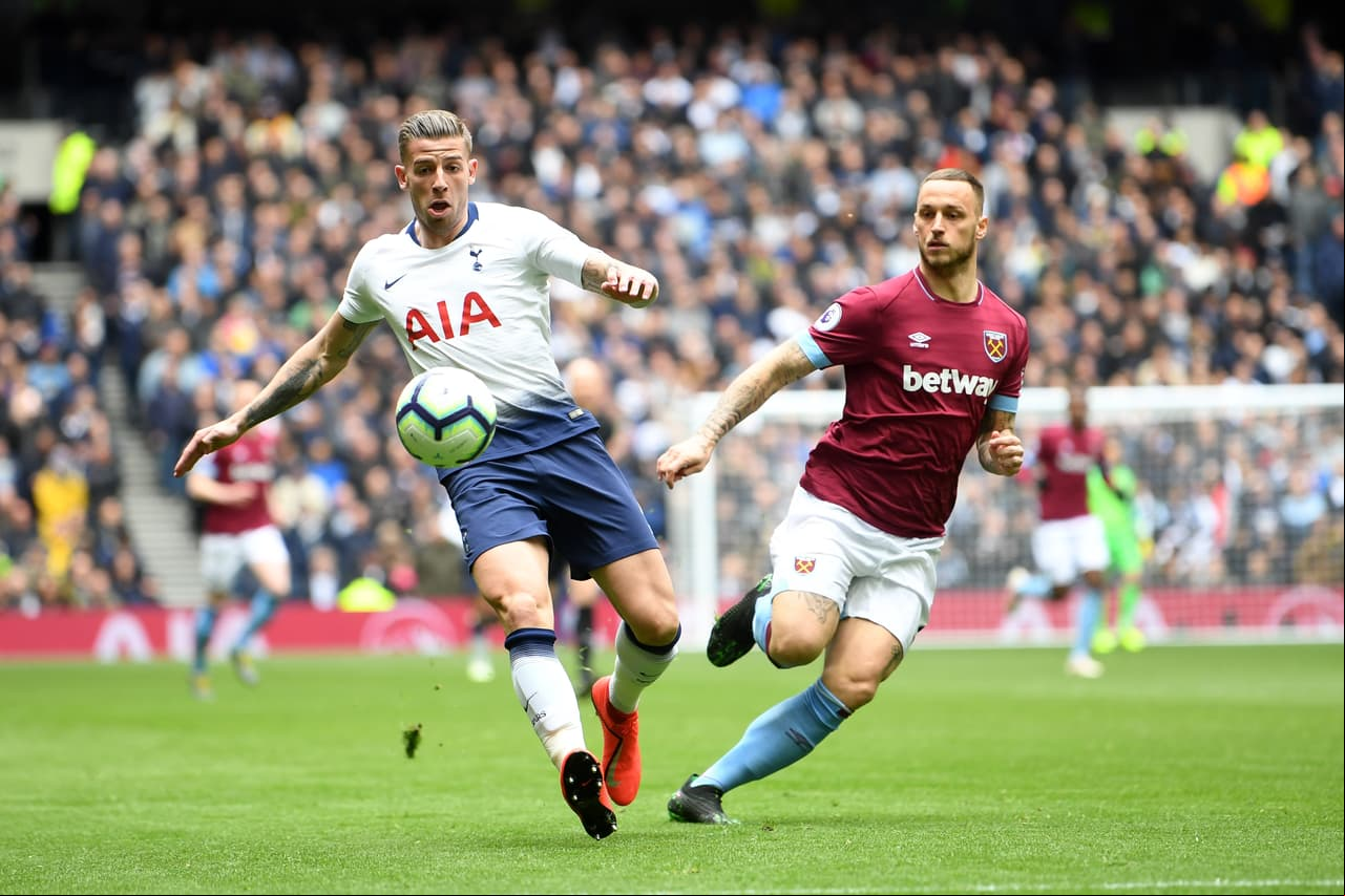 En la pasada jornada el Tottenham había vencido al Brighton & Hove y el West Ham había igualado por 2-2 con el Leicester City.