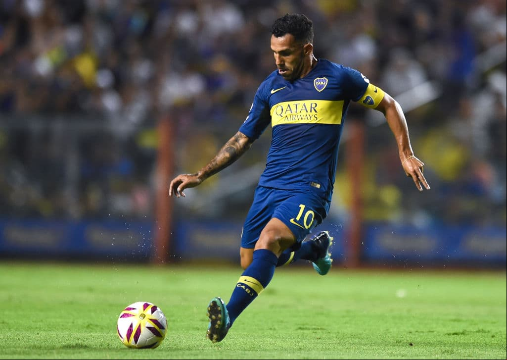 Carlos Tévez, el ídolo del pueblo. Hincha de Boca Juniors y Amigo del 'Chaco' Giménez.