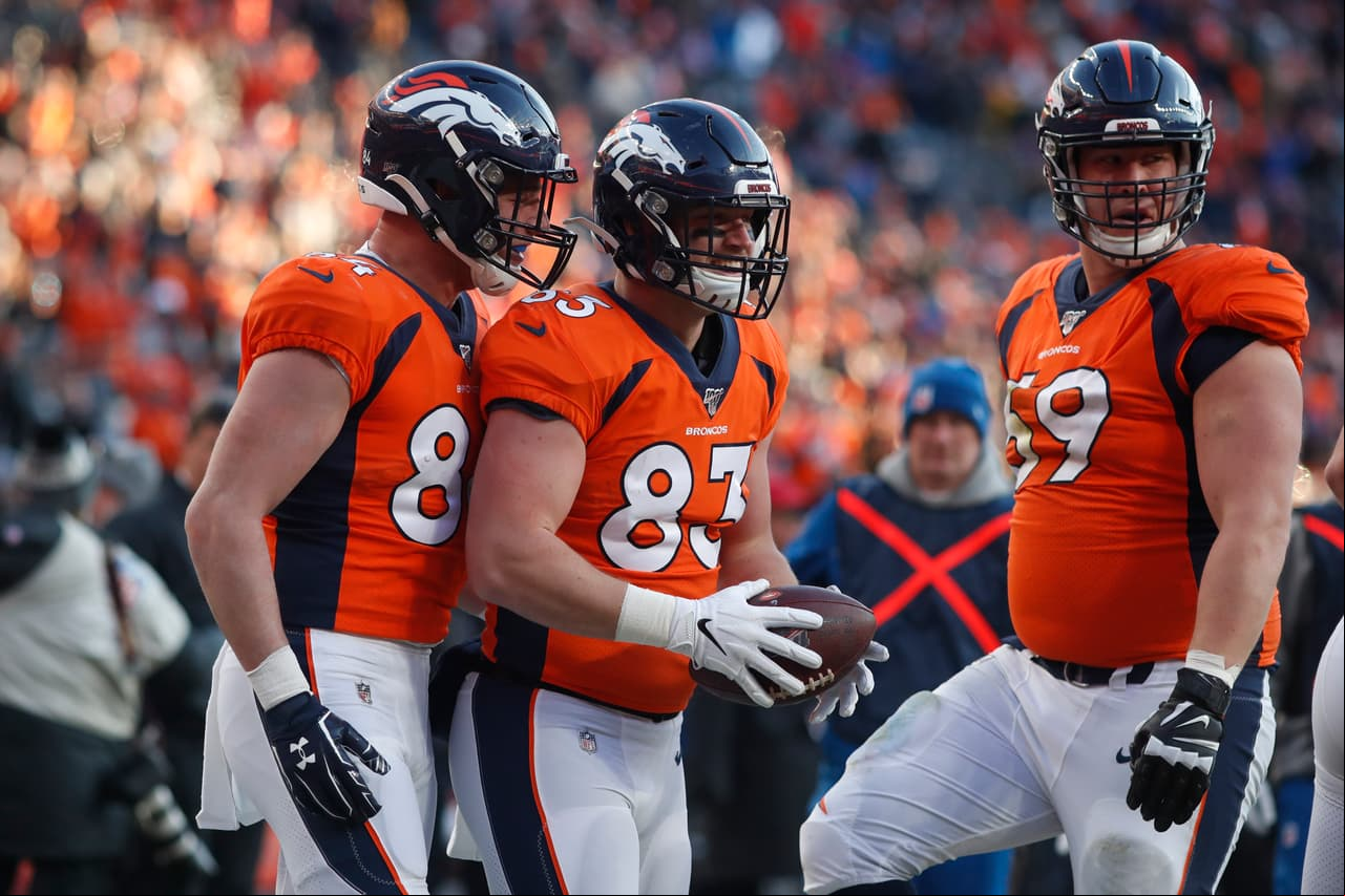 <b>8.- Denver Broncos (#21 según NFL)</b>
<br>- Denver está en proceso de reestructuración, pues desde la salida de Peyton Manning no han encontrado a un equipo ideal para competir por su división.
<br>- Es cierto que la División Oeste será muy peleada ante los Chiefs y Chargers, principalmentee.
<br>- Drew Lock es el QB que llevará las riendas del equipo. 
<br>- No hicieron grandes movimientos en la agencia libre, pero tienen jugadores capaces de llevar a este equipo lejos.