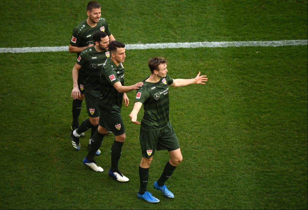 Colonia recibió al Stuttgart y perdió 0-1. Los visitantes llegaron a 29 puntos y Colonia se quedó con 21.