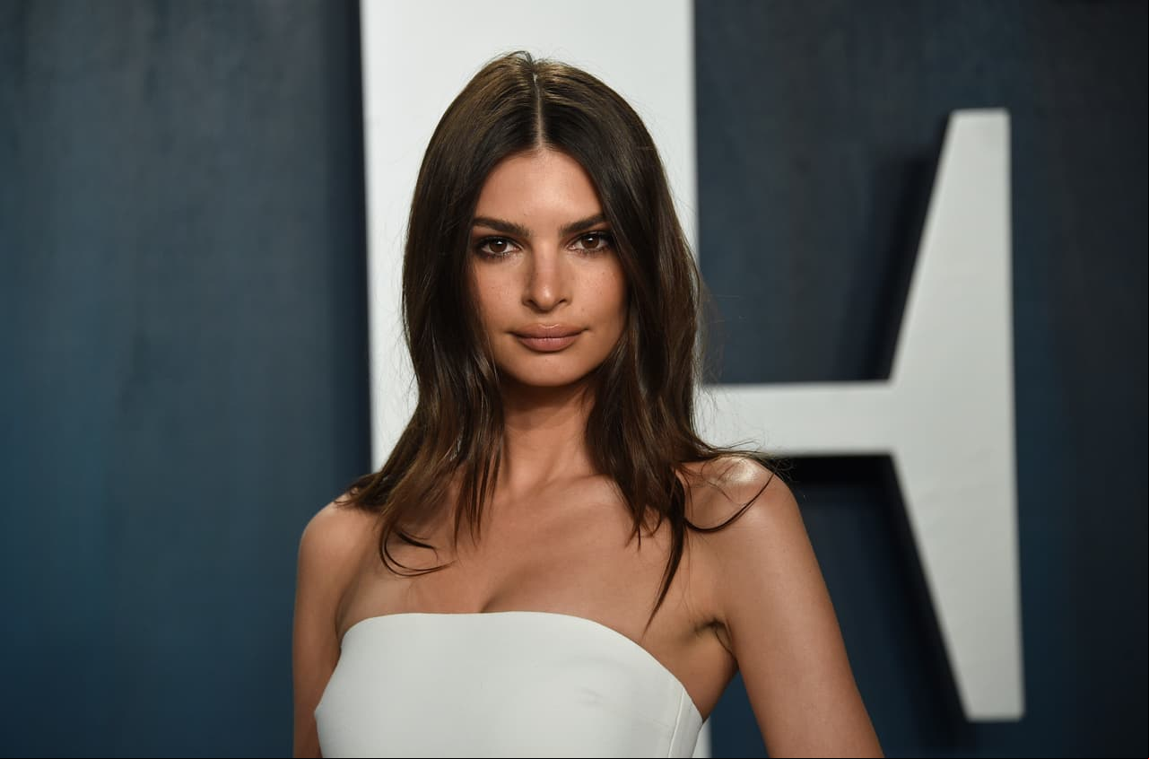 Emily Ratajkowski - Probablemente la modelo más famosa del momento debutó de joven en el cine cuando en 2004 apareció en Andrew's Alteration con tan solo 13 años.